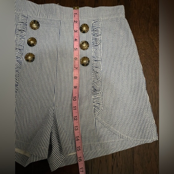 🍃NWOT Lauren James Birdie Stripe Ruffle Seersucker Front Shorts SZ:M - Picture 10 of 11